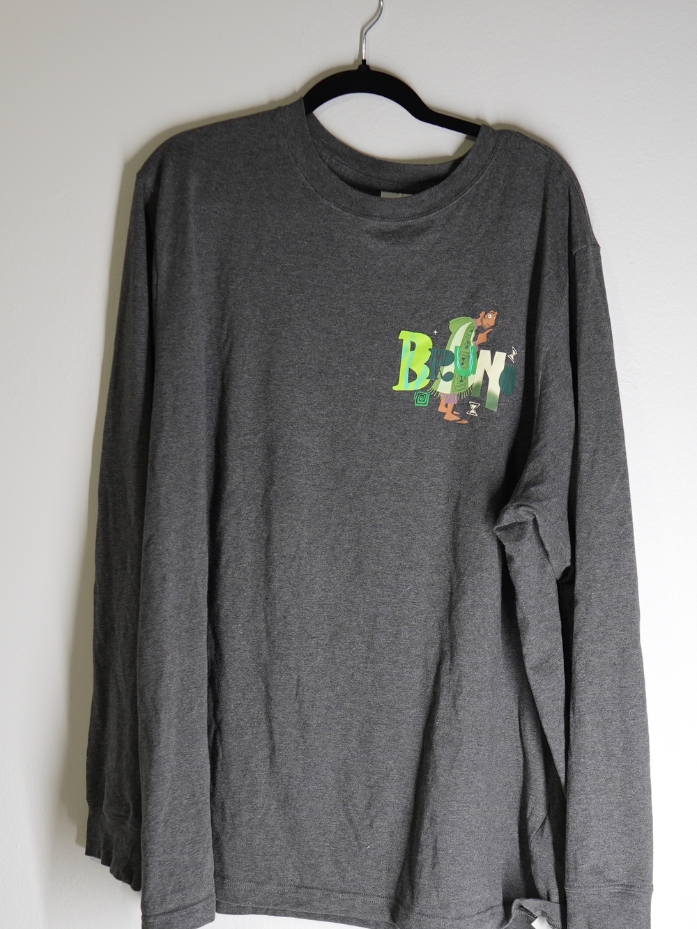 Disney Encanto No Se Habla De Bruno Long Sleeve Graphic Tee XL